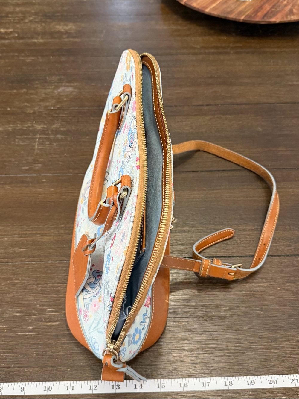 Dooney & Bourke Disney World Epcot Flower & Garden 2023 Snow White Satchel - Picture 2 of 9